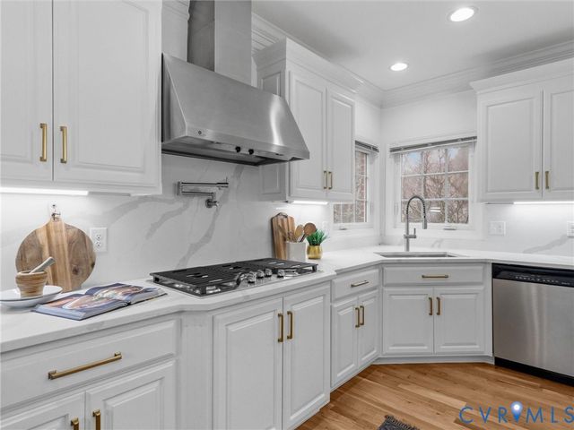 14335 Lander Rd, Midlothian, VA 23113