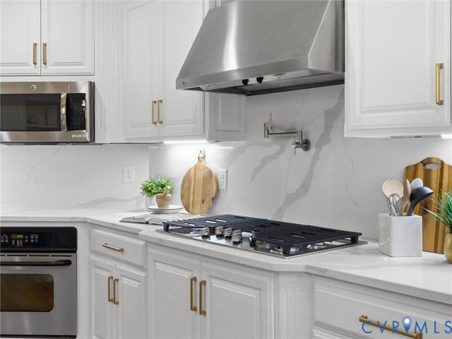 14335 Lander Rd, Midlothian, VA 23113