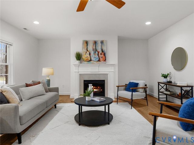 14335 Lander Rd, Midlothian, VA 23113