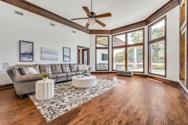 5230 Westgrove Drive, Dallas, TX 75248