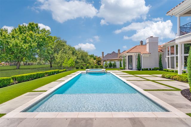 5230 Westgrove Drive, Dallas, TX 75248