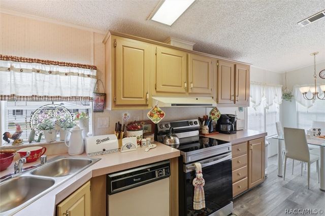 5390 W Cardamon Place, Lecanto, FL 34461