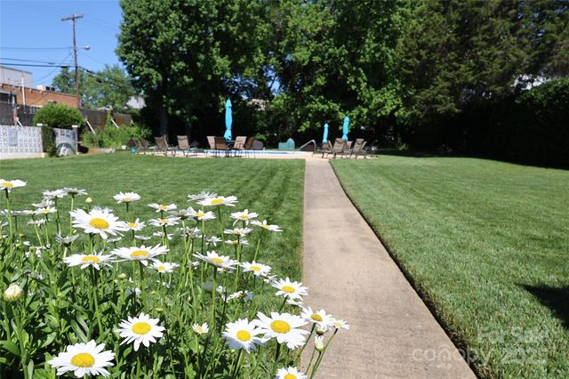 1300 Reece Road 115, Charlotte, NC 28209