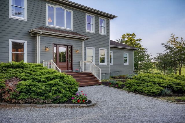 275 Buckeye Ln, Wilder, TN 38589