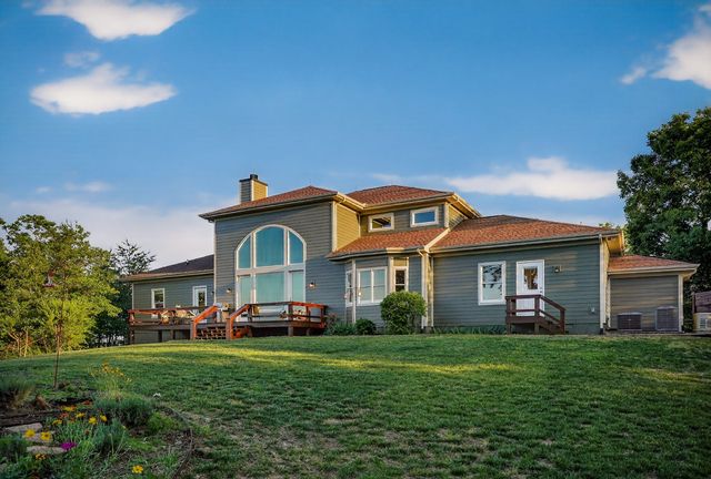 275 Buckeye Ln, Wilder, TN 38589