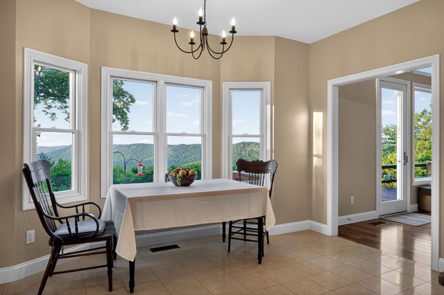 275 Buckeye Ln, Wilder, TN 38589