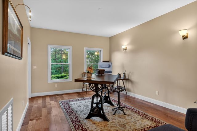 275 Buckeye Ln, Wilder, TN 38589