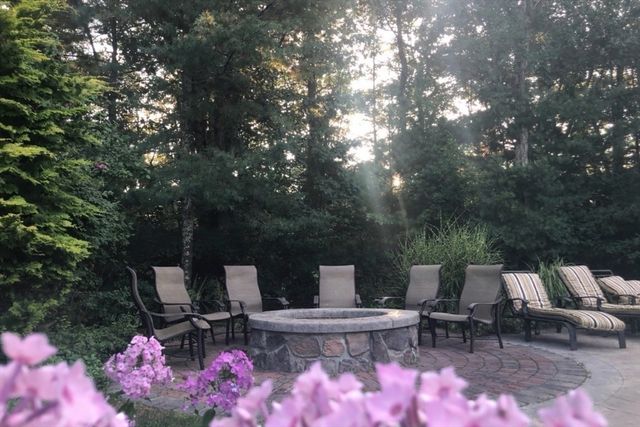 15 Wadsworth Way, Sharon, MA 02067