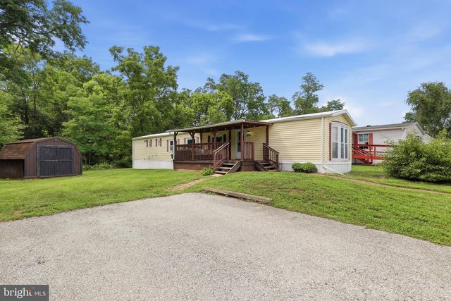 157 LINDA DR, New Oxford, PA 17350