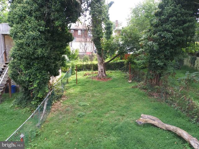 2617 LINDSAY ST, Chester, PA 19013