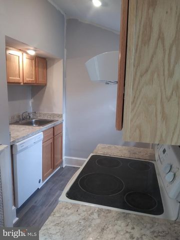 2617 LINDSAY ST, Chester, PA 19013