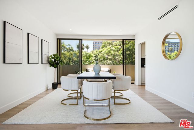325 N Oakhurst Drive 405, Beverly Hills, CA 90210