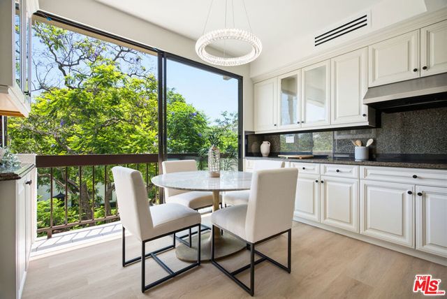 325 N Oakhurst Drive 405, Beverly Hills, CA 90210