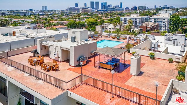 325 N Oakhurst Drive 405, Beverly Hills, CA 90210