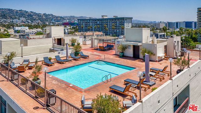 325 N Oakhurst Drive 405, Beverly Hills, CA 90210