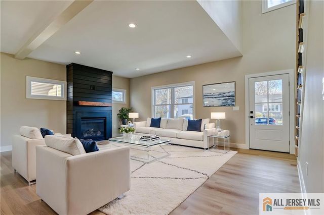 3 Lyons Street, South River, NJ 08882