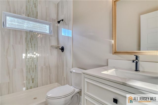 3 Lyons Street, South River, NJ 08882