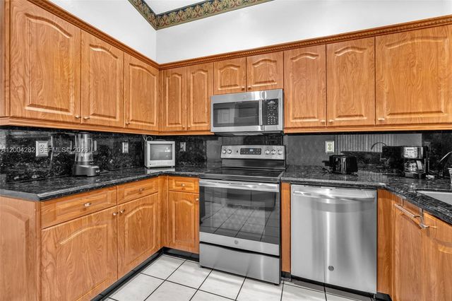 1600 Salerno Circle, Weston, FL 33327
