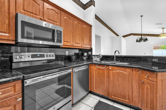 1600 Salerno Circle, Weston, FL 33327