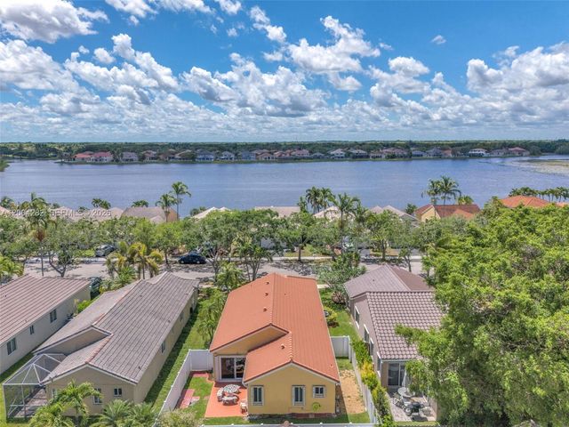 1600 Salerno Circle, Weston, FL 33327