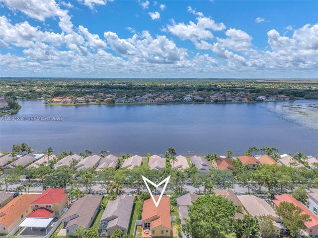 1600 Salerno Circle, Weston, FL 33327