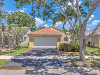 1600 Salerno Circle, Weston, FL 33327