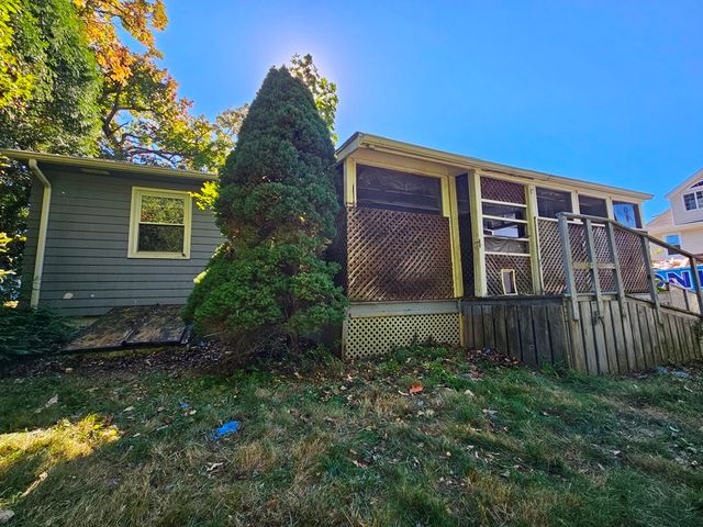 181 Brayton Avenue, Cranston, RI 02920