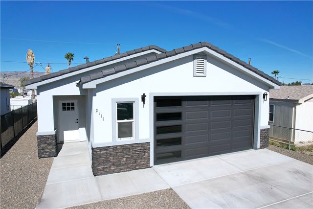 2111 Bermuda Drive, Bullhead City, AZ 86442