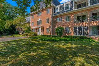 12990 W Bluemound ROAD #204, Elm Grove, WI 53122