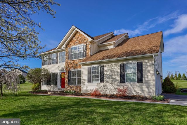 80 E SUMMIT DR, Littlestown, PA 17340