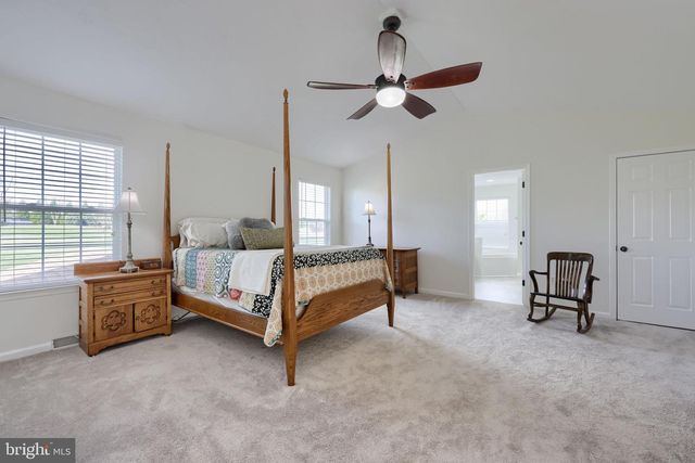 80 E SUMMIT DR, Littlestown, PA 17340