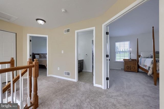 80 E SUMMIT DR, Littlestown, PA 17340