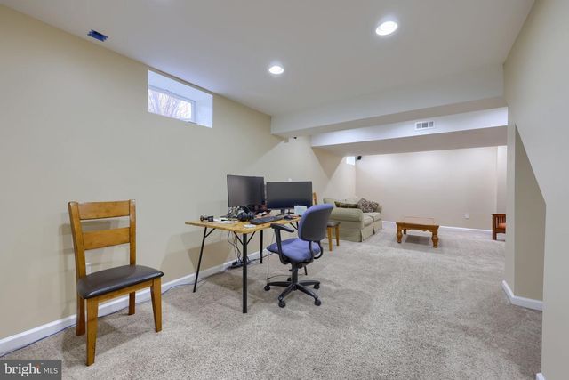 80 E SUMMIT DR, Littlestown, PA 17340