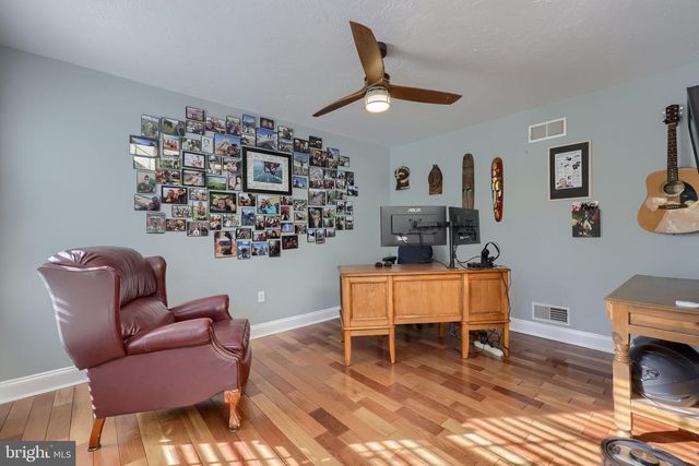 80 E SUMMIT DR, Littlestown, PA 17340