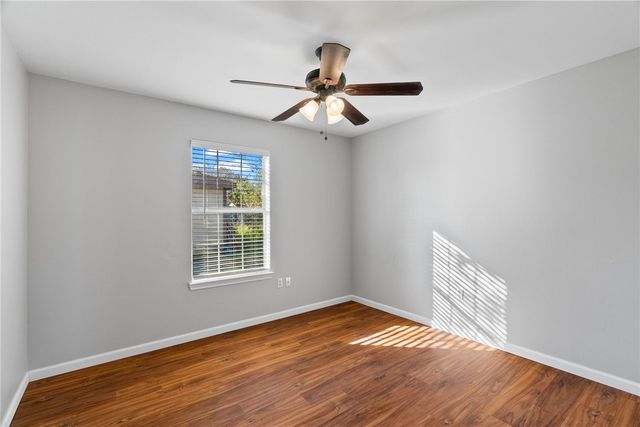 804 Avenue B, Sinton, TX 78387