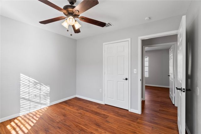 804 Avenue B, Sinton, TX 78387