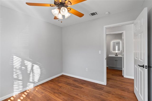 804 Avenue B, Sinton, TX 78387