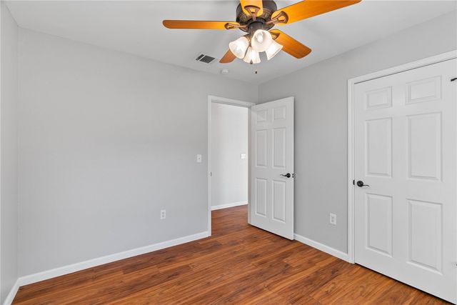 804 Avenue B, Sinton, TX 78387