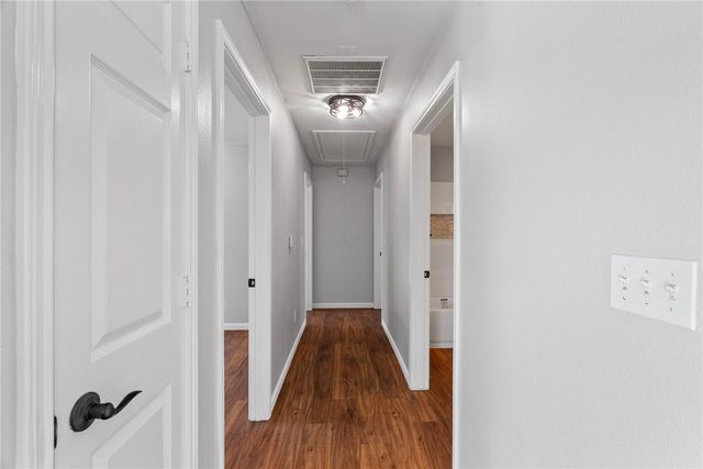 804 Avenue B, Sinton, TX 78387