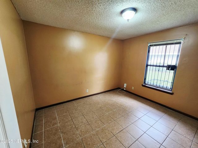 6019 BLANK Drive, Jacksonville, FL 32244