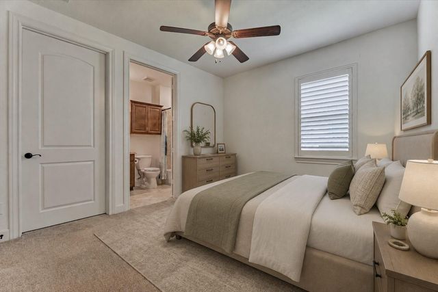 11 S Sandbells Park Lane, Montgomery, TX 77316