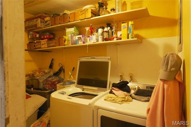 19 Leonard Drive, East St Louis, IL 62206