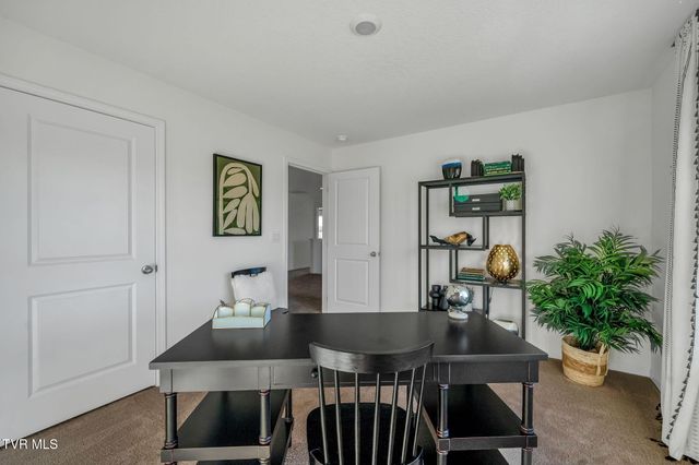 229 Artist Avenue, Johnson City, TN 37615