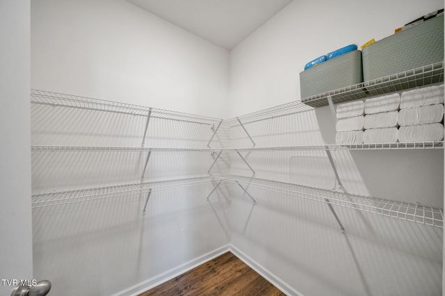 229 Artist Avenue, Johnson City, TN 37615