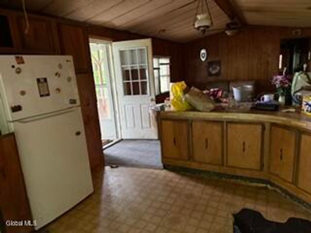 65 Hawk Road, Lake Luzerne, NY 12846