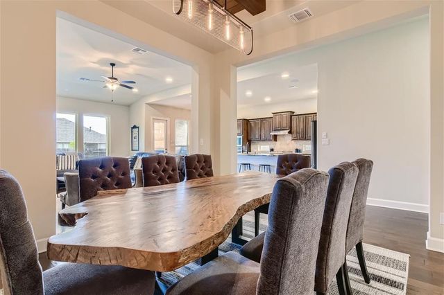 269 Pink Granite BLVD, Dripping Springs, TX 78620