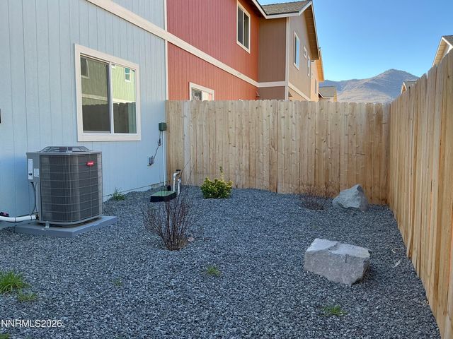 258 Green Lane, Dayton, NV 89403