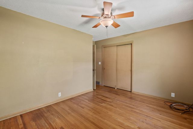 1817 Fairmeadows Drive, Bettendorf, IA 52722