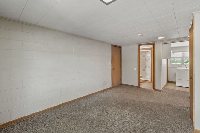 1817 Fairmeadows Drive, Bettendorf, IA 52722