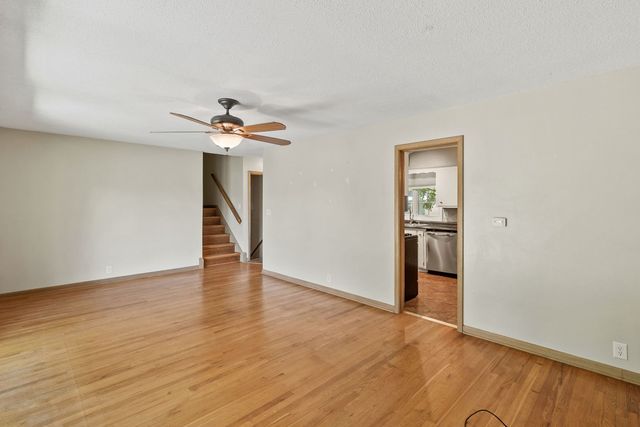 1817 Fairmeadows Drive, Bettendorf, IA 52722